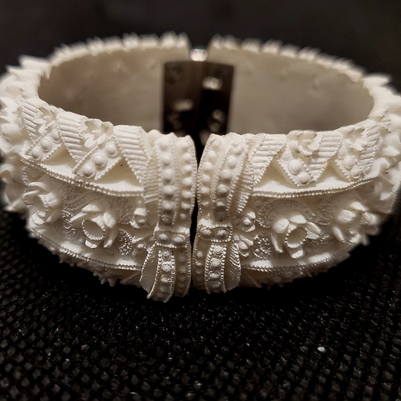 1950's Celluloid Bracelet, Vintage Bracelet - Picture 3 of 10